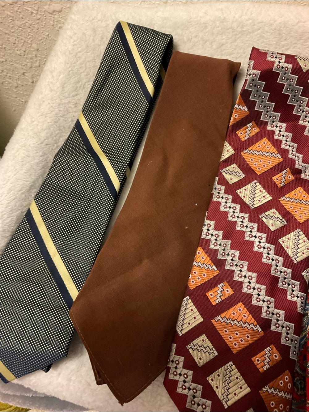 Vintage Mens Ties Lot of 9 Colorful Retro Ties - Picture 6 of 6